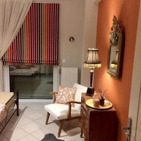 Central Spacious Apartment 70Sqm Tripoli Exterior photo