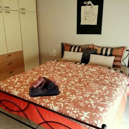 Central Spacious Apartment 70Sqm Tripoli Exterior photo